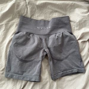 nvgtn grey contour seamless shorts